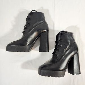 Schutz Black Taliani Leather Lace Up Platform Boots Size 9
